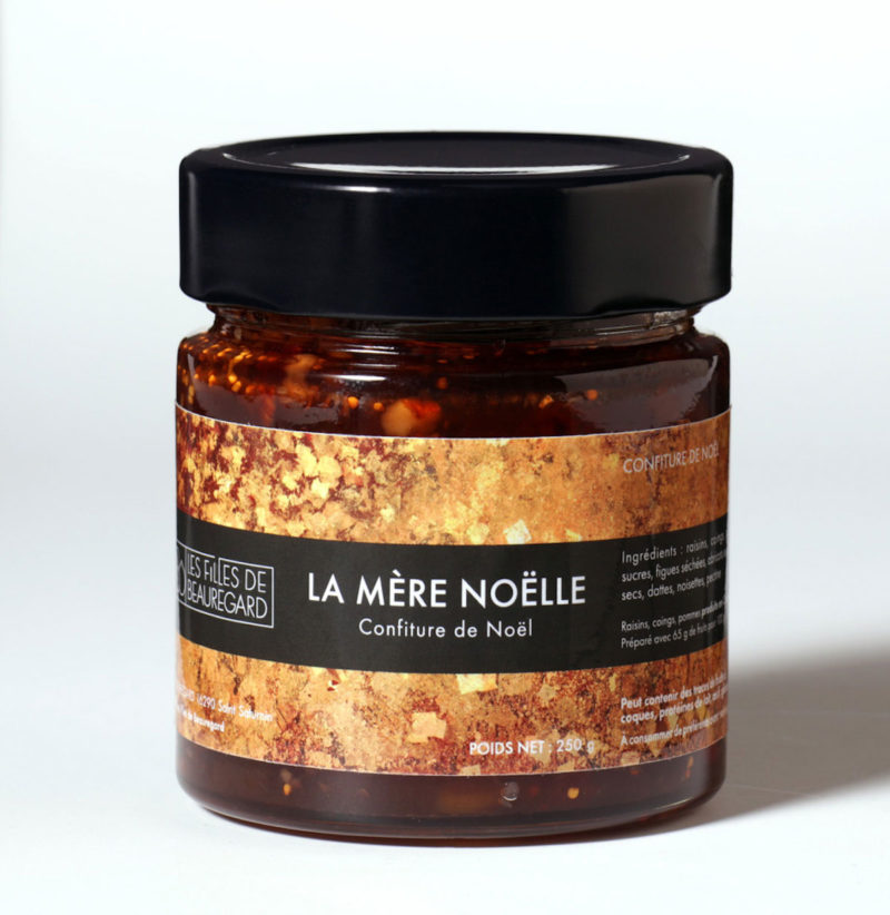 Confiture de Noël avec fruits secs noisette mere noelle produite en charente