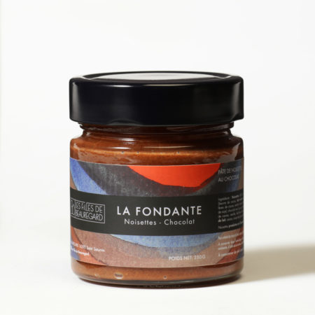 Pâte à tartiner artisanal aux noisettes françaises et chocolat au lait top vente des filles de beauregard
